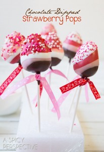 Valentine's Day Chocolate Covered Strawberries