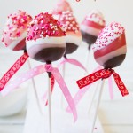 Valentine’s Day Chocolate Covered Strawberries